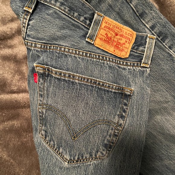 Women's Levi's 501 original fit Jeans, Button Fly, W33 L34 - Picture 7 of 12